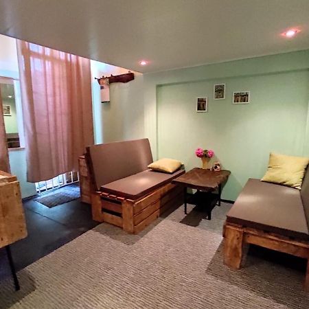 Студия В Центре Сухума Sukhumi Ngoại thất bức ảnh